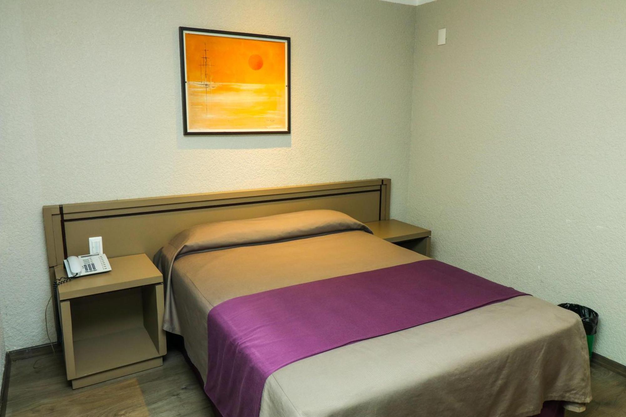 Corinto Hotel, Mexico City